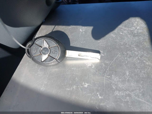 2006 MINI COOPER WMWRC33586TJ75043 Photo 10