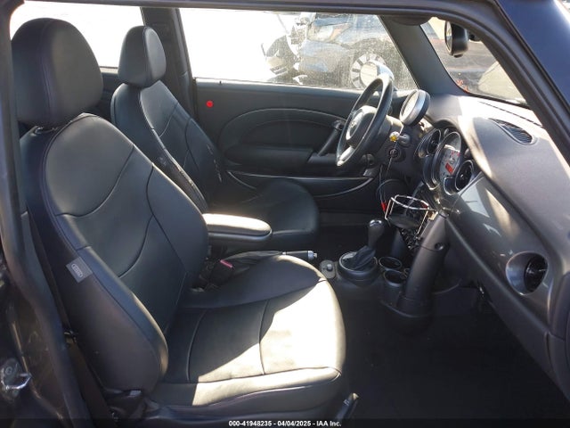 2006 MINI COOPER WMWRC33586TJ75043 Photo 4