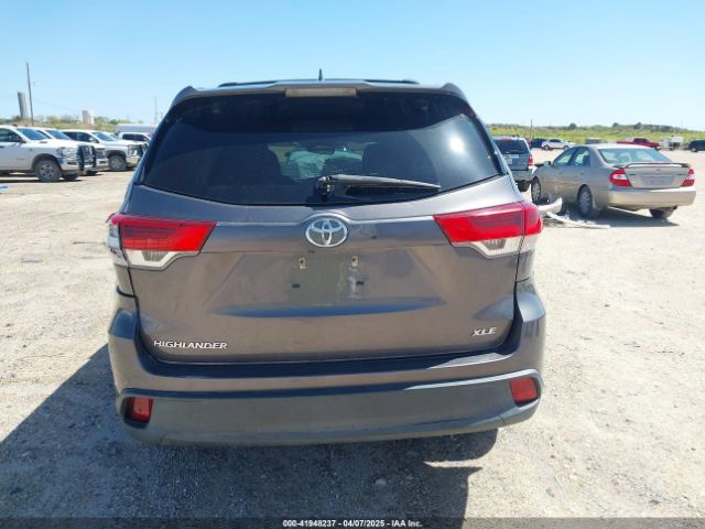 5TDKZRFH1HS511984 Toyota Highlander Xle