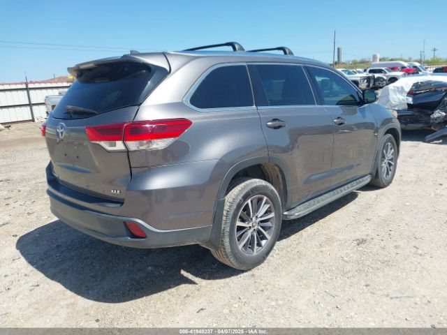 5TDKZRFH1HS511984 Toyota Highlander Xle