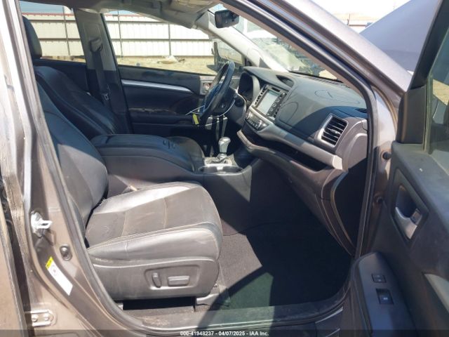 5TDKZRFH1HS511984 Toyota Highlander Xle