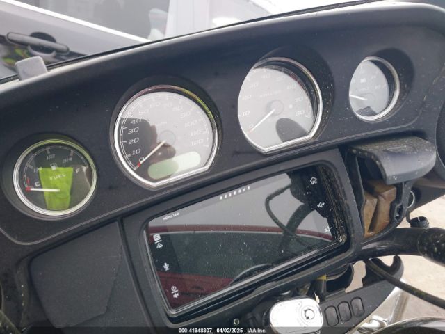 2014 HARLEY-DAVIDSON FLHTCU 1HD1FCM14EB627723 Photo 6