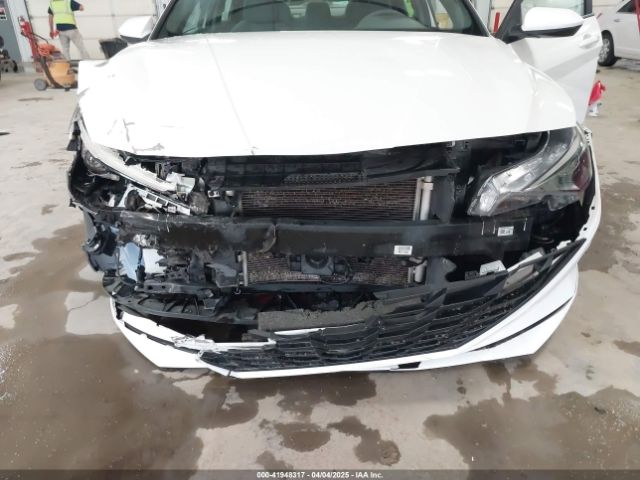 KMHLM4AJ6PU063120 Hyundai Elantra Hybrid Blue
