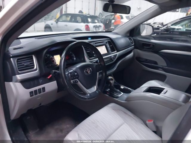 5TDZKRFH6FS079022 Toyota Highlander Le Plus V6