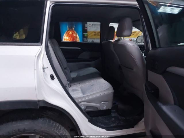 5TDZKRFH6FS079022 Toyota Highlander Le Plus V6