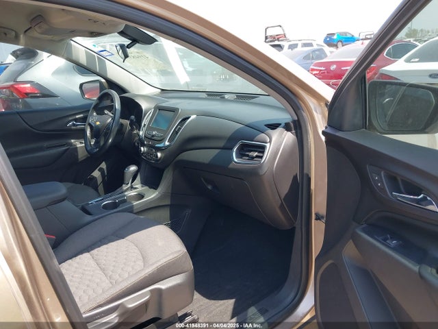 3GNAXJEV7JL260319 Chevrolet EQUINOX LT