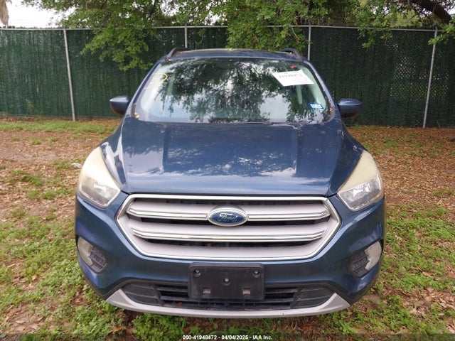1FMCU0GD5JUA32314 Ford ESCAPE SE