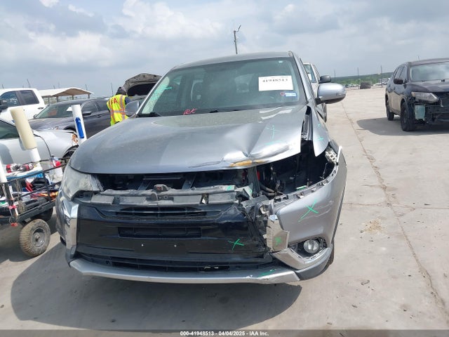 Mitsubishi Outlander Se 2017 JA4AD3A36HZ034657 Image 13