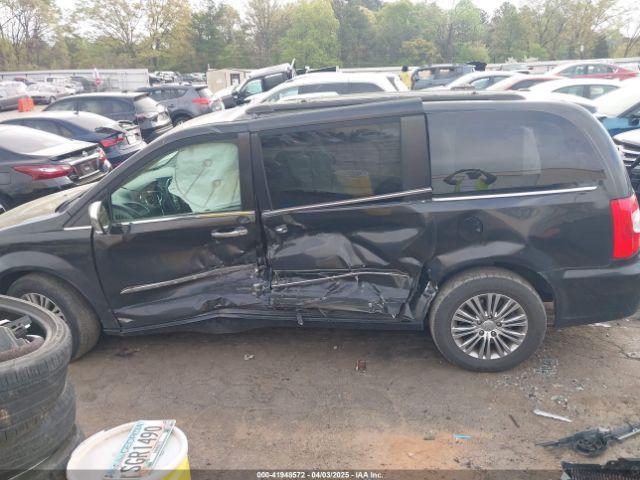 2C4RC1CG5ER347141 Chrysler Town & Country Touring-l