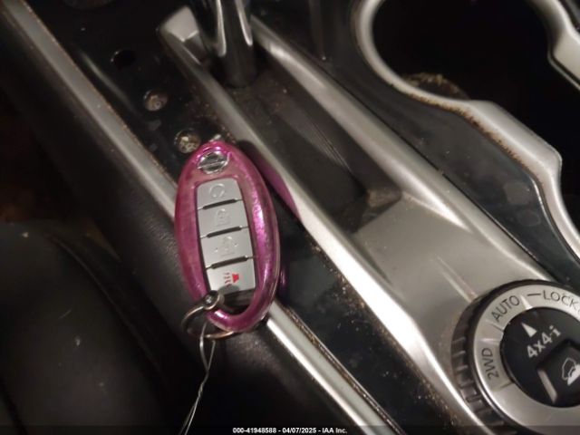 5N1DR2MM5JC654942 Nissan Pathfinder Sv