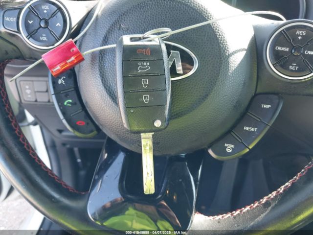 KNDJP3A53G7364300 KIA SOUL +