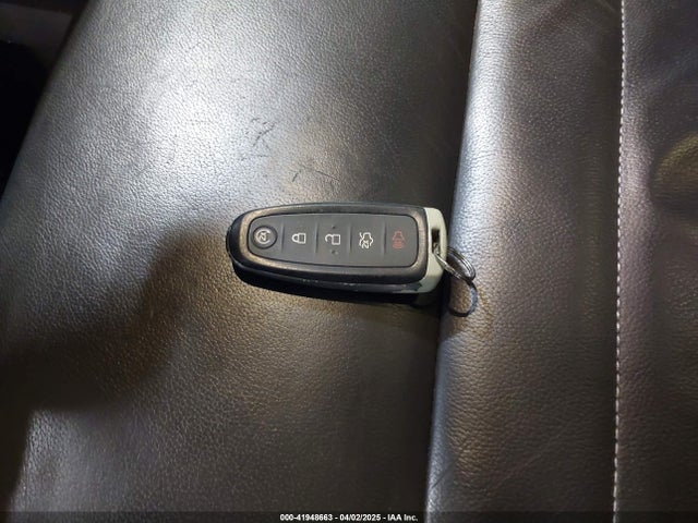 1FMCU9JX7GUB34598 Ford Escape Titanium