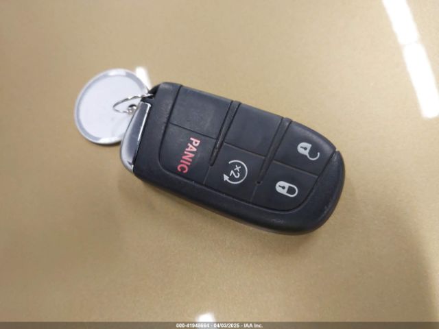 ZACCJABT4GPE31307 Jeep Renegade 75th Anniversary