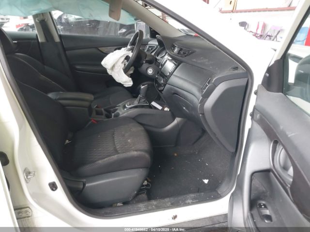 5N1AT2MV0KC832979 Nissan ROGUE S