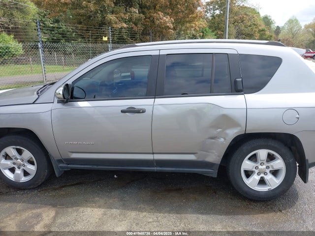 1C4NJCBA7HD163209 Jeep Compass Sport Fwd
