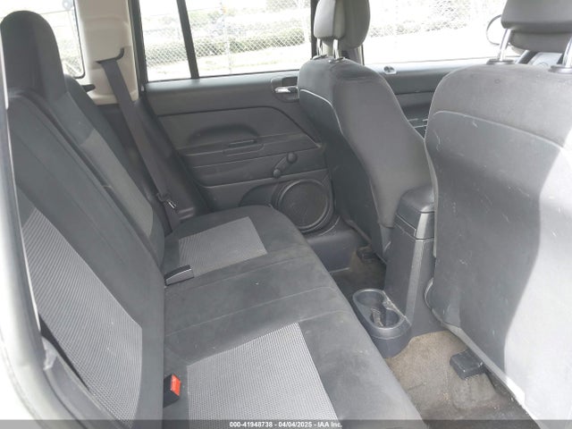 1C4NJCBA7HD163209 Jeep Compass Sport Fwd