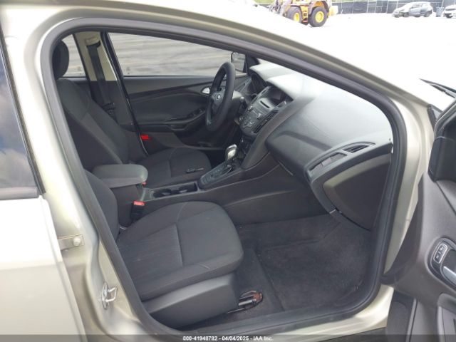 1FADP3F23GL350387 Ford FOCUS SE