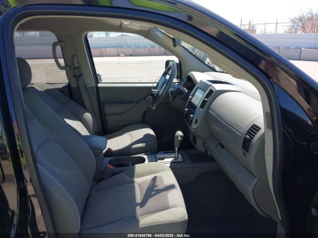 1N6AD0ER8KN884983 Nissan Frontier Sv