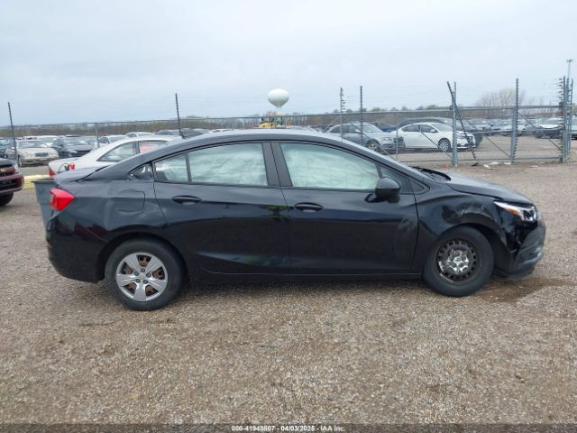 1G1BC5SM7H7188637 Chevrolet Cruze Ls Auto