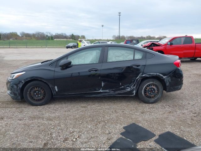 1G1BC5SM7H7188637 Chevrolet Cruze Ls Auto