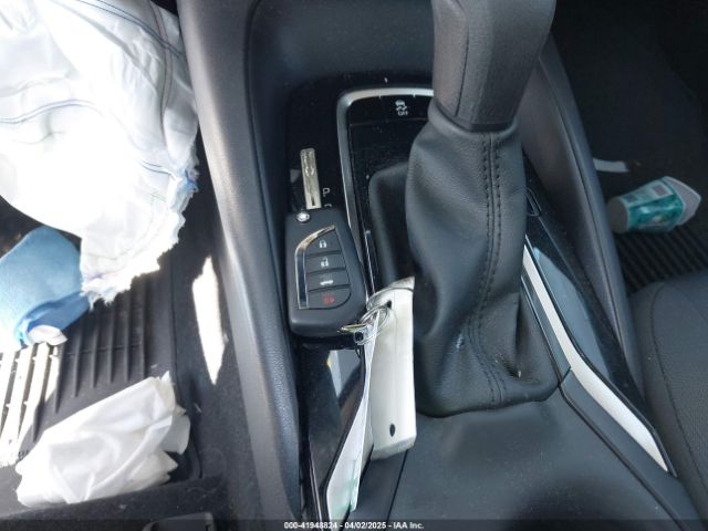 5YFB4MDE9RP186781 Toyota COROLLA LE
