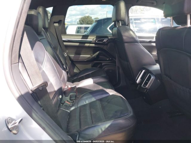 WP1AA2A24HKA81452 Porsche Cayenne Platinum Edition