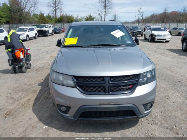 3C4PDCBB2KT798767 Dodge JOURNEY SE
