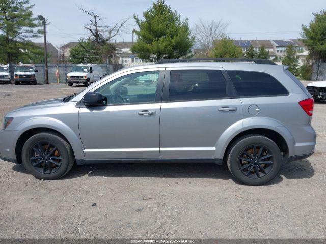 3C4PDCBB2KT798767 Dodge JOURNEY SE