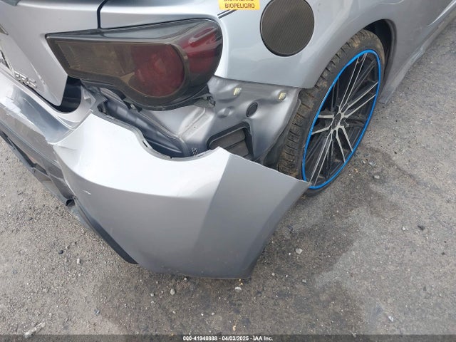 Scion 2000cc na 2015 JF1ZNAA13F9703043 Image 20