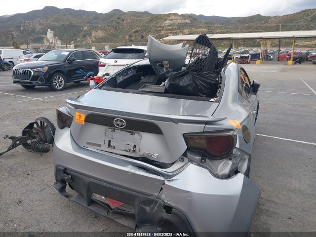 Scion 2000cc na 2015 JF1ZNAA13F9703043 Image 4