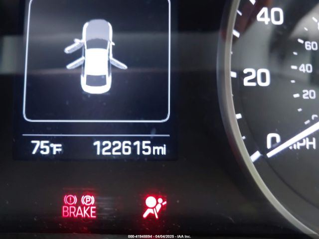5NPD84LF1JH317405 Hyundai ELANTRA SEL