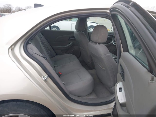 Chevrolet lkw 2014 1G11B5SL1EF139571 Image 8