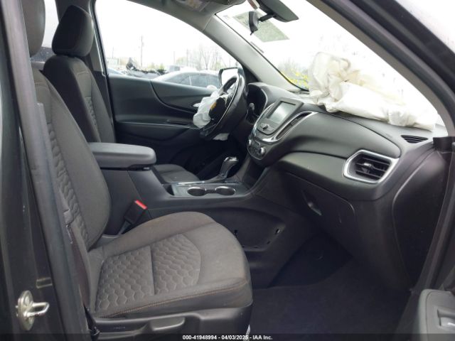 2GNAXKEX8J6228040 Chevrolet EQUINOX LT