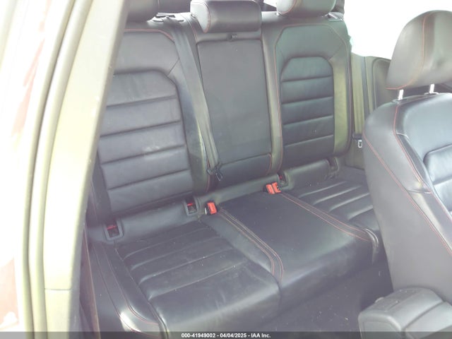 3VWTT7AU9FM074650 Volkswagen Golf Gti 2.0t Se 2-door