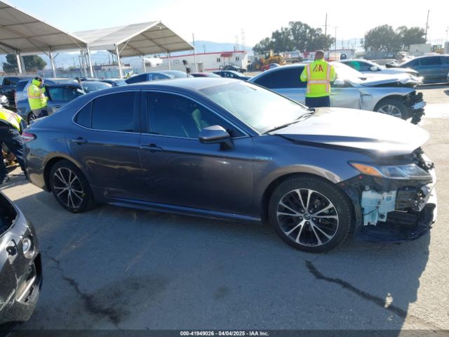 4T1B21HK0KU513268 Toyota Camry Hybrid Se