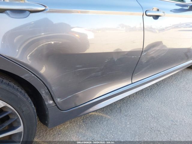 4T1B21HK0KU513268 Toyota Camry Hybrid Se