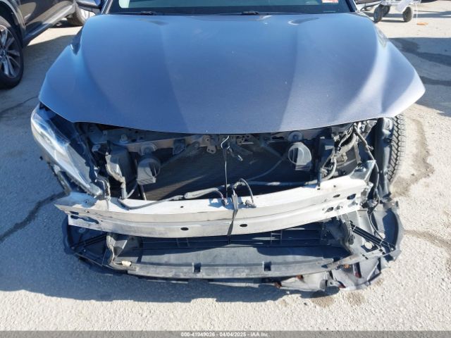 4T1B21HK0KU513268 Toyota Camry Hybrid Se