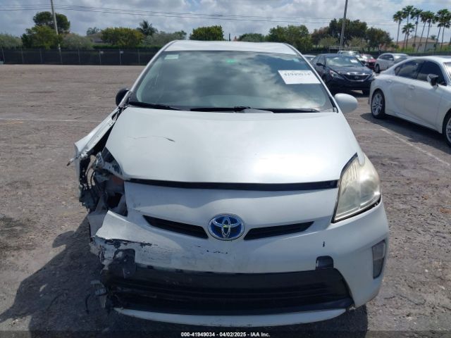 JTDKN3DU0F0479215 Toyota Prius Three