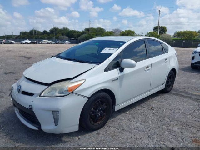 JTDKN3DU0F0479215 Toyota Prius Three