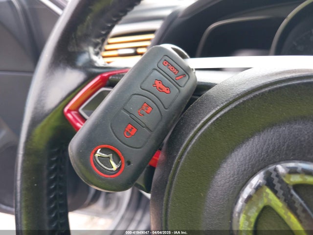 JM1BN1V77H1102973 Mazda Mazda3 Touring