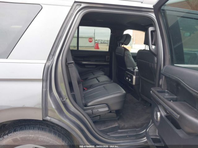 1FMJU1HT6JEA58918 Ford Expedition Xlt