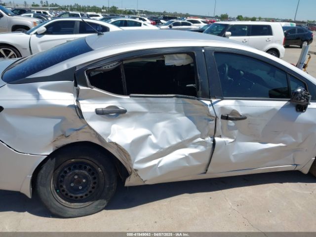 3N1CN8DV3LL861251 Nissan Versa S Xtronic Cvt