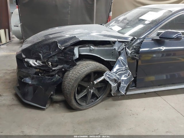 Ford Mustang Ecoboost Fastback 2021 1FA6P8TH0M5110017 Image 17