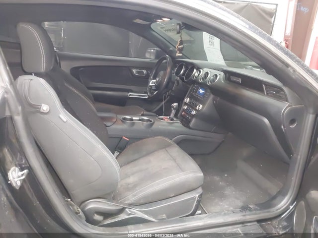 Ford Mustang Ecoboost Fastback 2021 1FA6P8TH0M5110017 Image 5