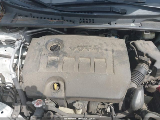 2T1BURHE7JC003812 Toyota COROLLA LE