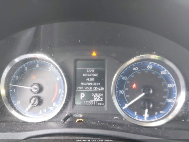 2T1BURHE7JC003812 Toyota COROLLA LE