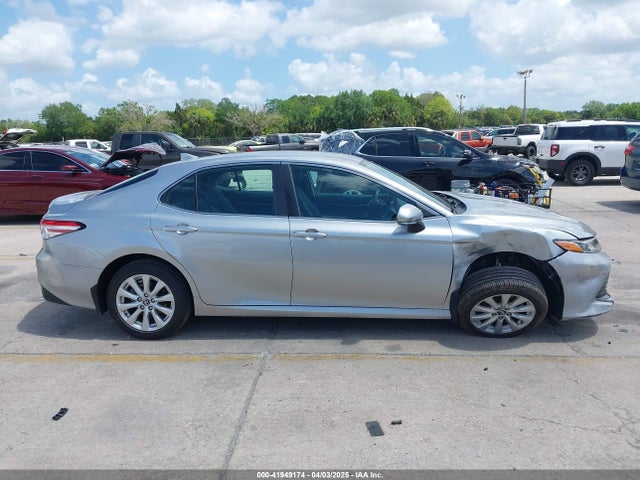 4T1B11HK0KU288031 Toyota CAMRY LE