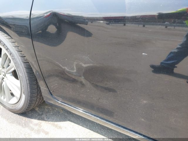 4T1BF1FK8FU923409 Toyota CAMRY SE