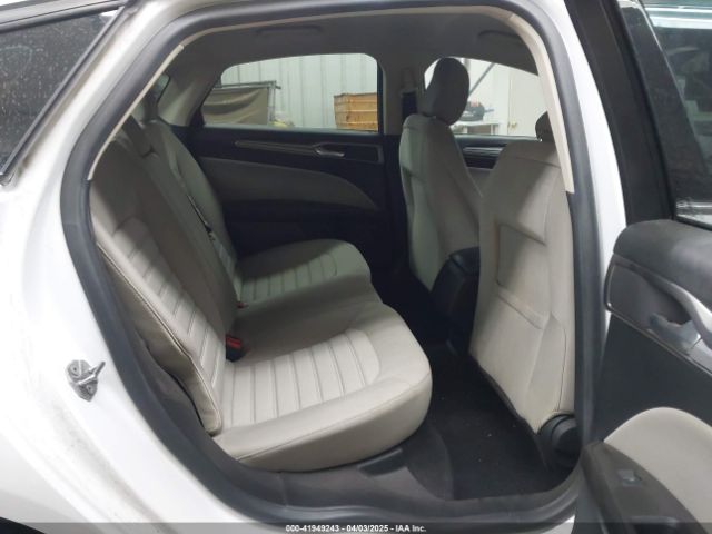 3FA6P0G78LR113715 Ford Fusion