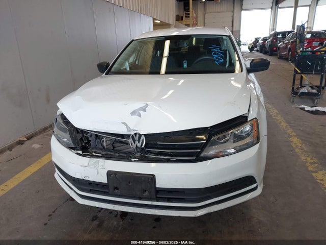 3VW2K7AJ7FM245657 Volkswagen Jetta 2.0l S